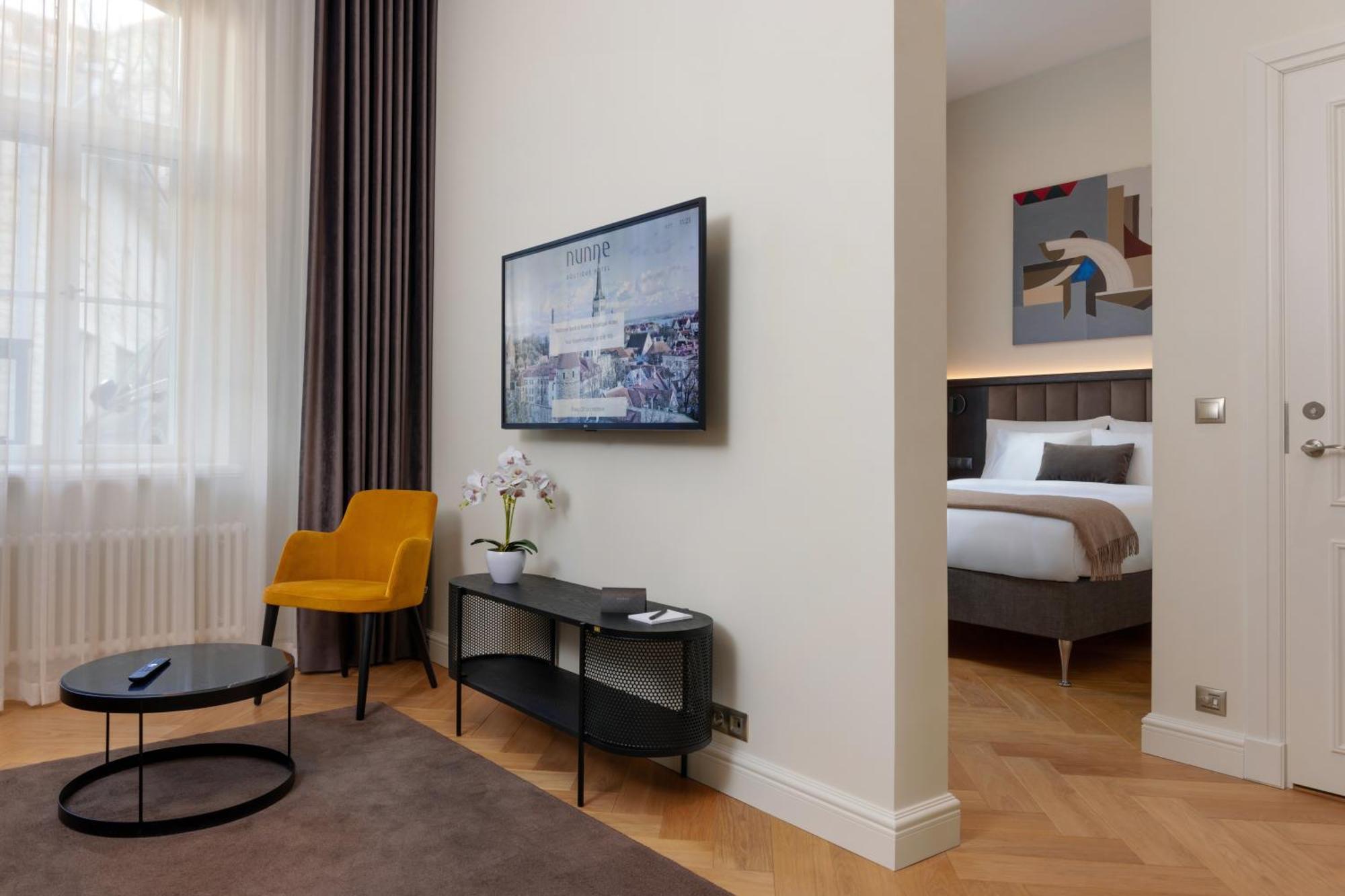 Nunne Boutique Hotel Tallinn Ngoại thất bức ảnh