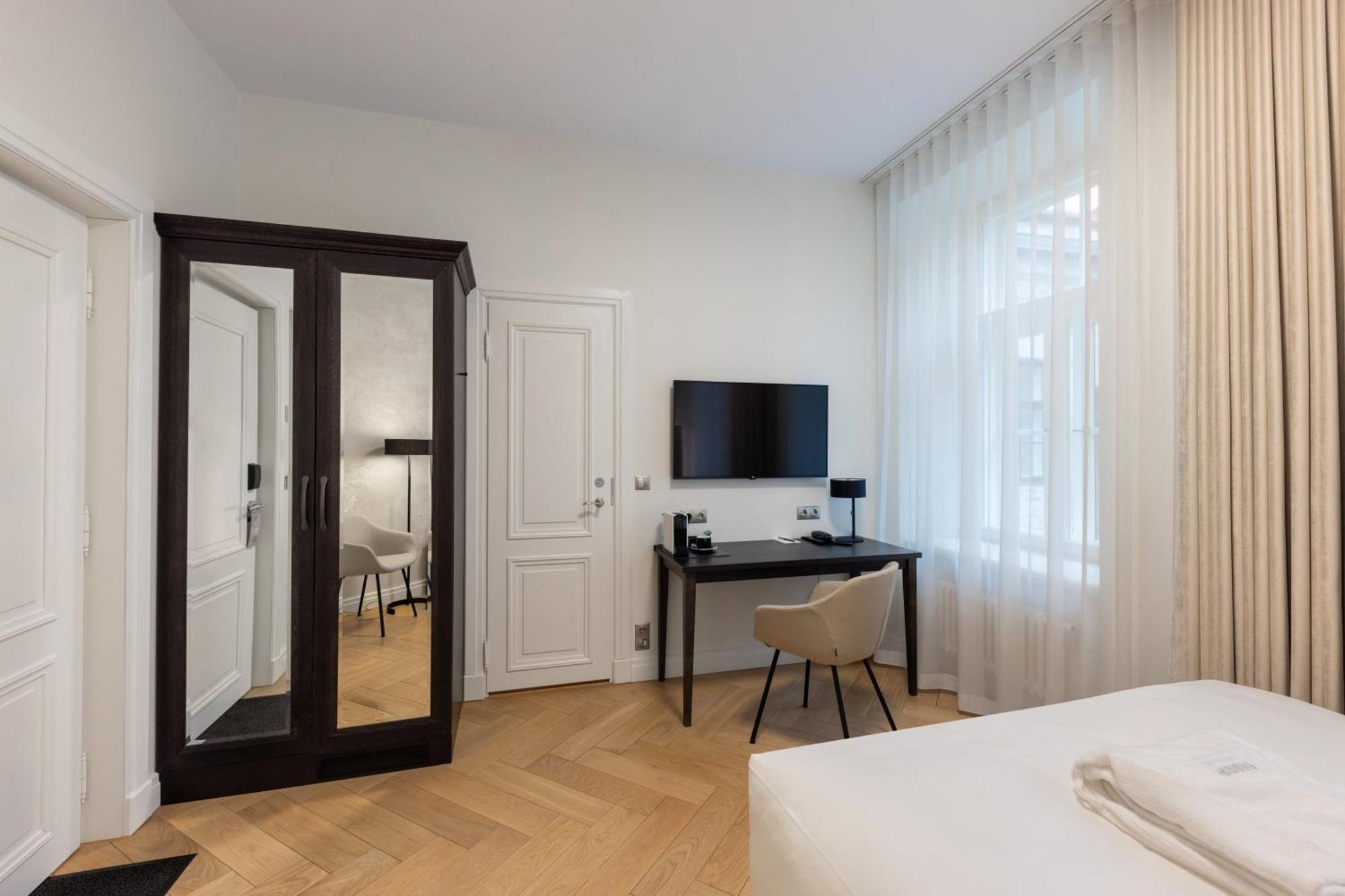 Nunne Boutique Hotel Tallinn Ngoại thất bức ảnh