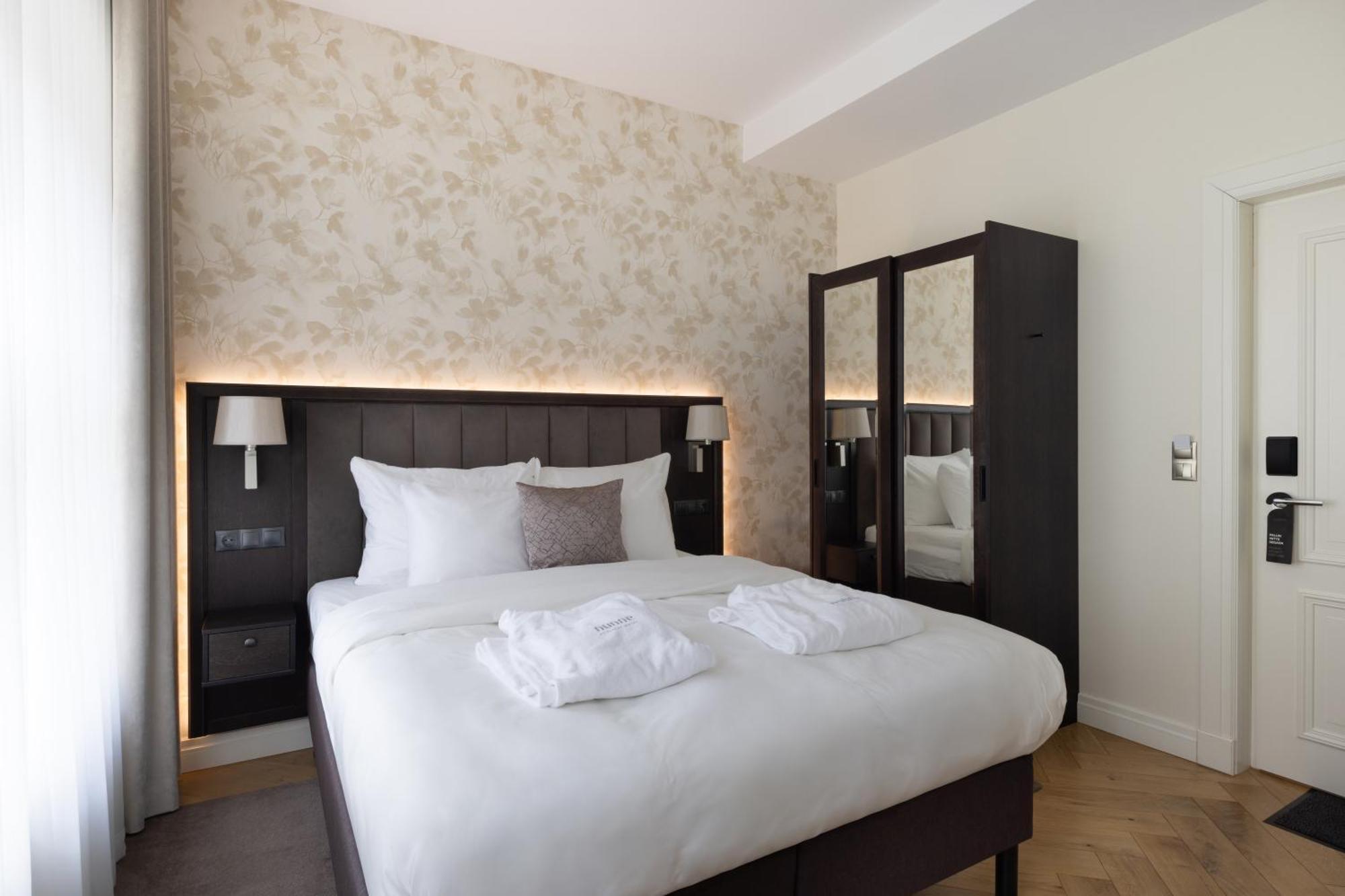 Nunne Boutique Hotel Tallinn Phòng bức ảnh