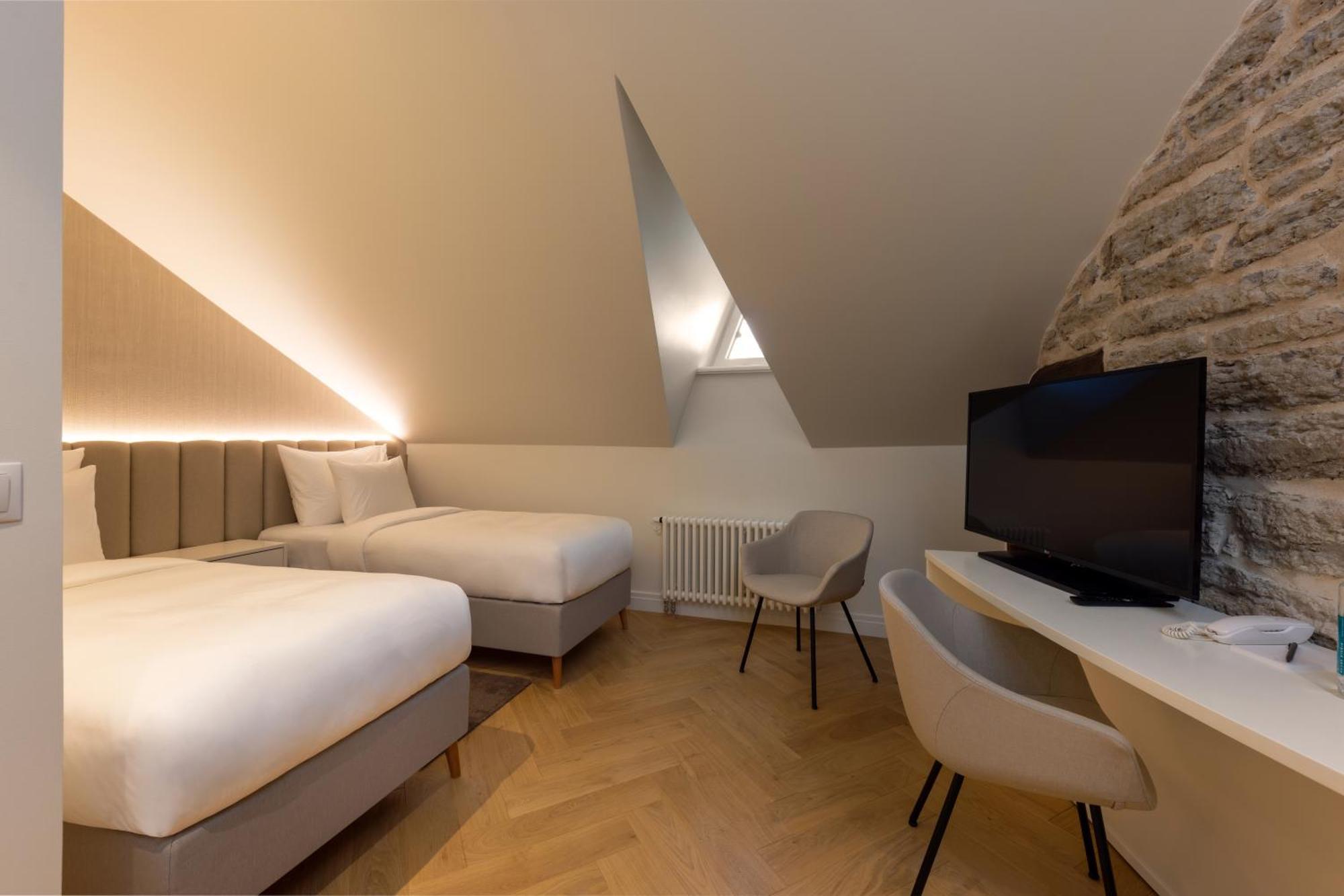 Nunne Boutique Hotel Tallinn Phòng bức ảnh
